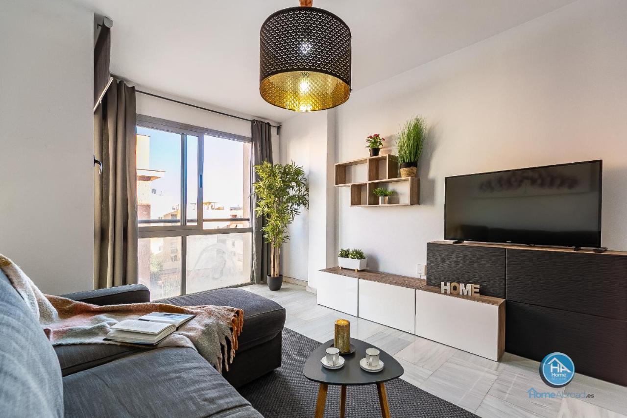 Paseo De La Salud Apartment Малага Екстериор снимка