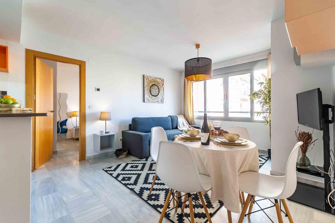 Paseo De La Salud Apartment Малага Екстериор снимка