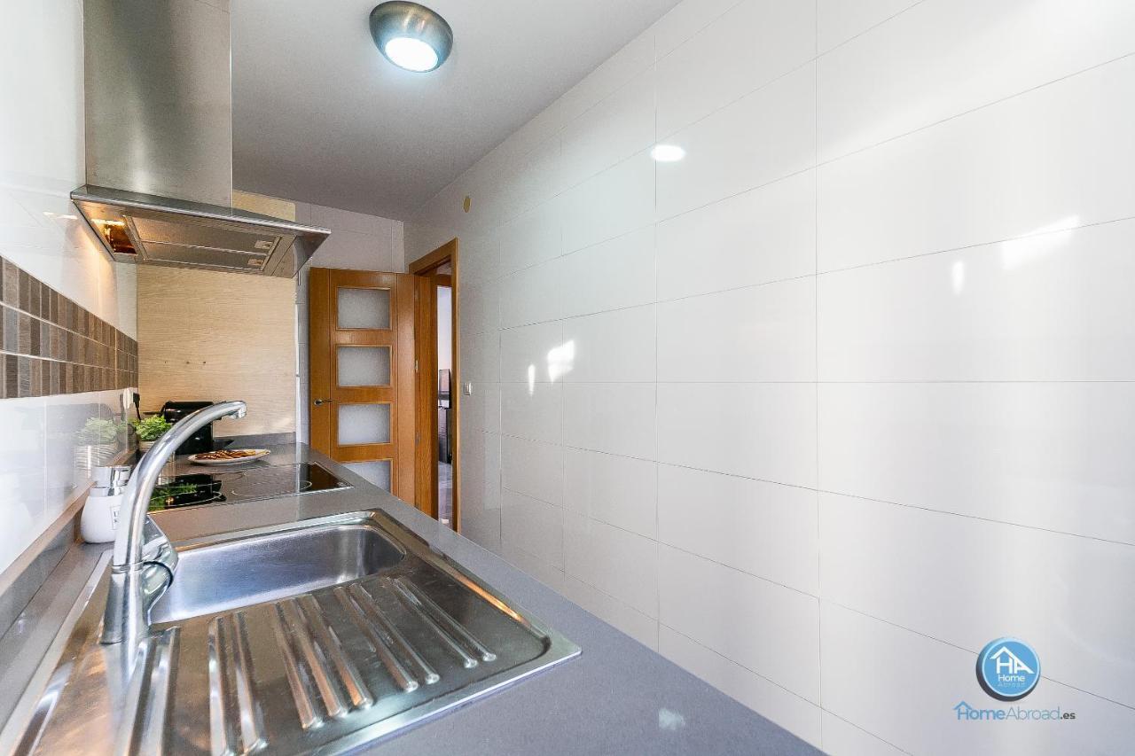 Paseo De La Salud Apartment Малага Екстериор снимка