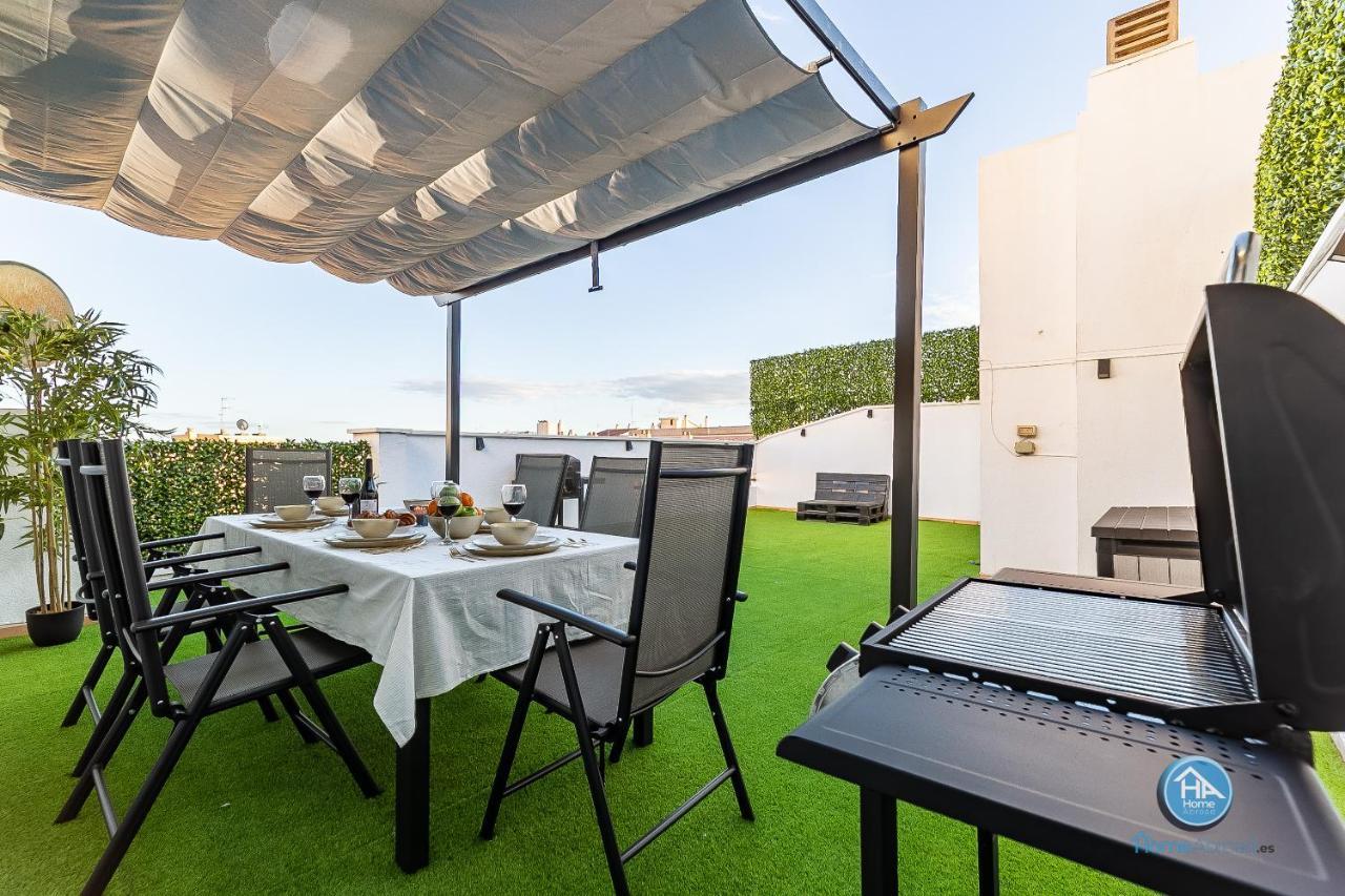 Paseo De La Salud Apartment Малага Екстериор снимка
