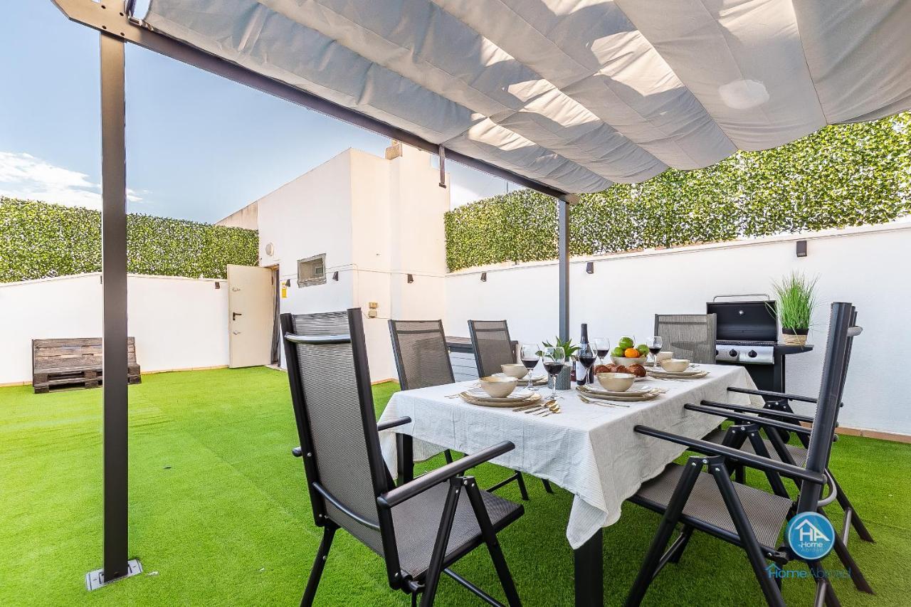 Paseo De La Salud Apartment Малага Екстериор снимка