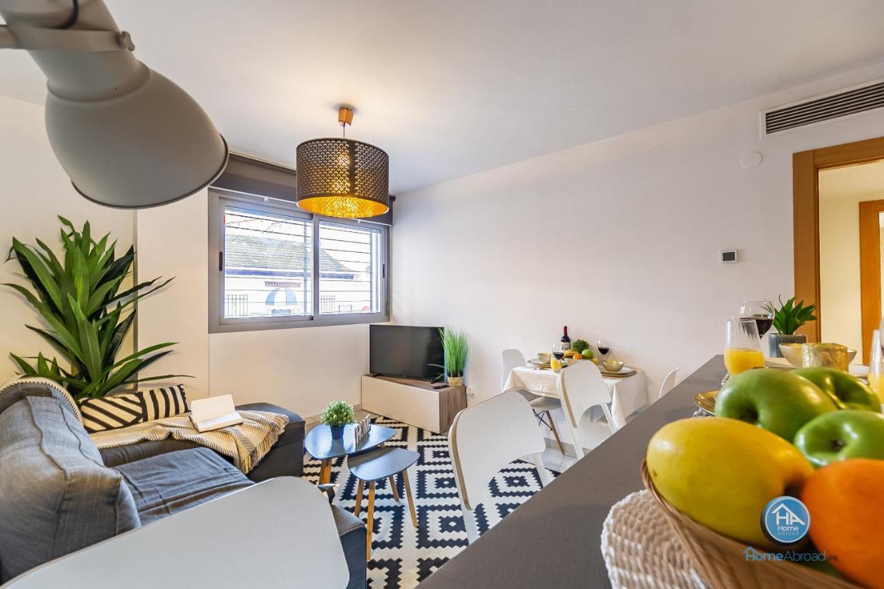 Paseo De La Salud Apartment Малага Екстериор снимка